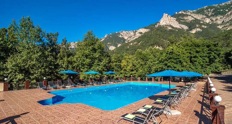 OPEN SPA отель в Крыму с панорамным бассейном и термальной аквазоной. Отдохните с любовью к себе!